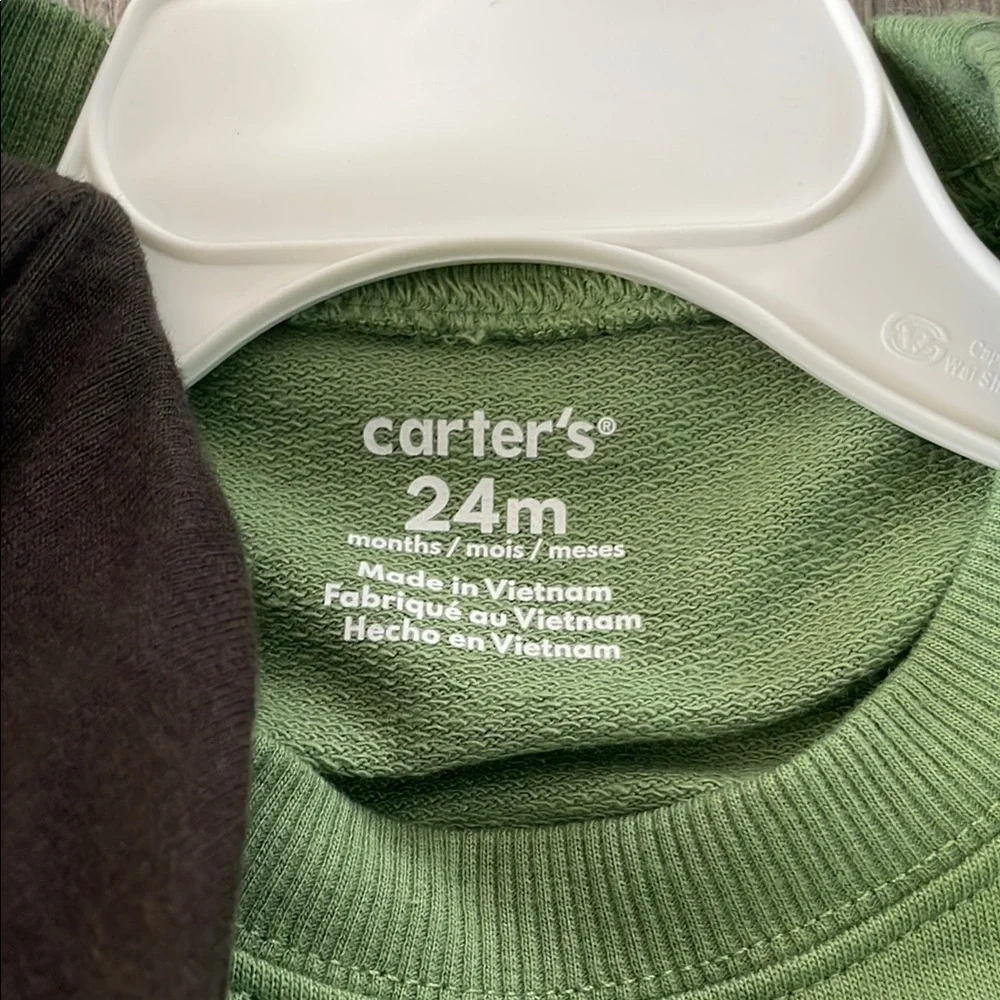 Carter's Green Bodysuit Long  Sleeve & Black Hat Set. 24 Months